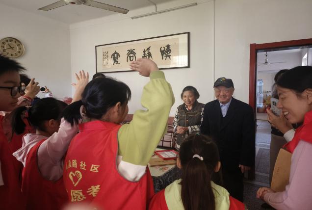 说明: 图示, 示意图
中度可信度描述已自动生成:ver1